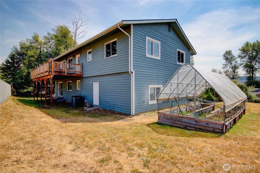 Property photo for 918 Marie Place, Sedro Woolley photo 34