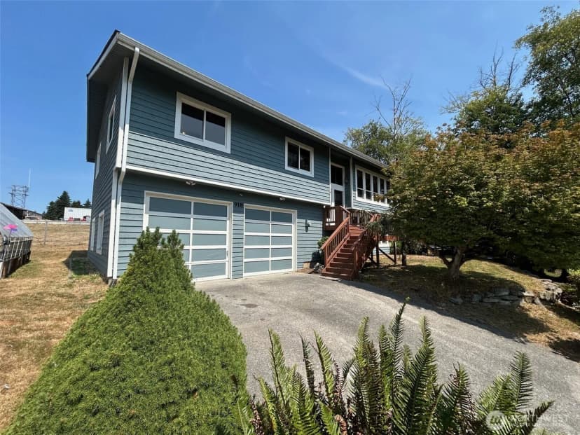 Property photo for 918 Marie Place, Sedro Woolley
