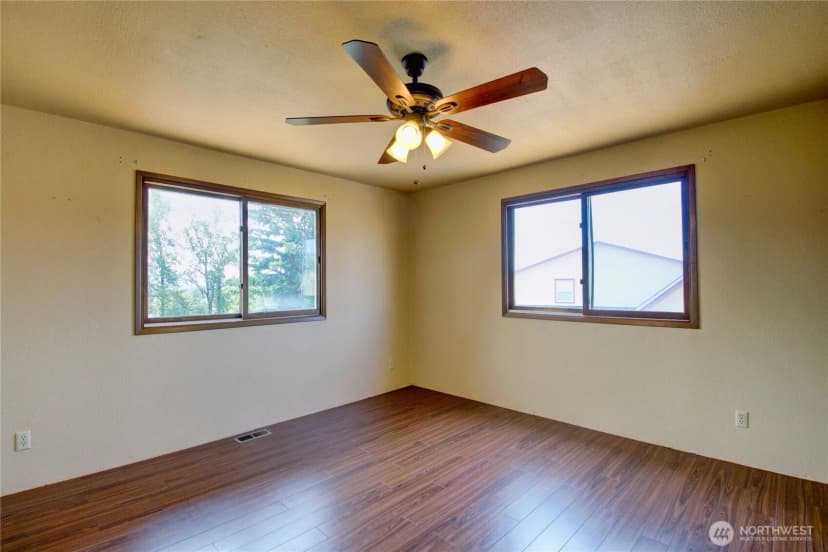 Property photo for 918 Marie Place, Sedro Woolley photo 19