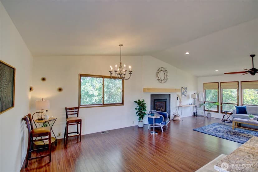 Property photo for 918 Marie Place, Sedro Woolley photo 12