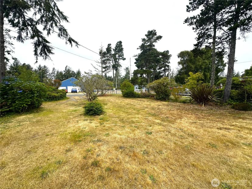 Property photo for 27418 V St, Ocean Park photo 24