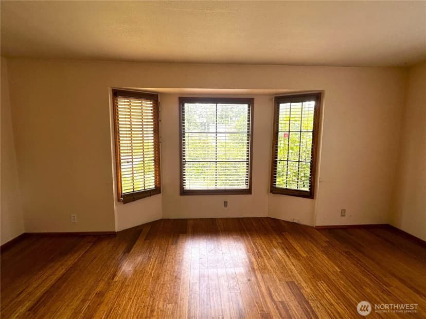 Property photo for 27418 V St, Ocean Park photo 16