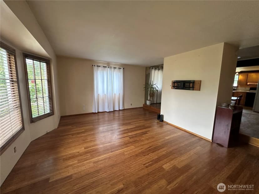 Property photo for 27418 V St, Ocean Park photo 15