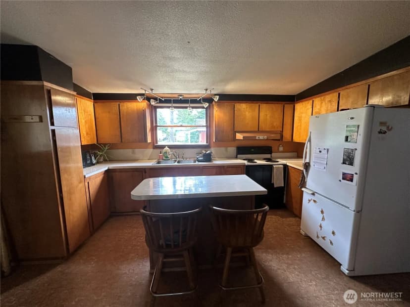 Property photo for 27418 V St, Ocean Park photo 12