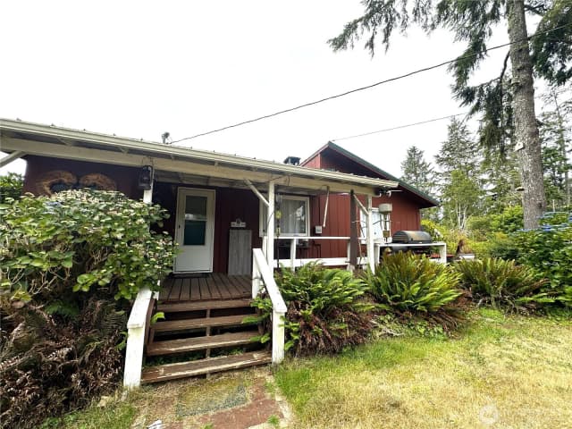 Property photo for 27418 V St, Ocean Park photo 4