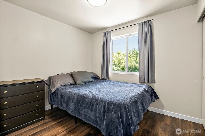 Property photo for 26603 220th Place Se, Maple Valley photo 19