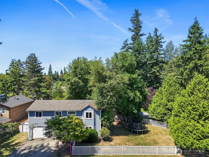 Property photo for 26603 220th Place Se, Maple Valley photo 2
