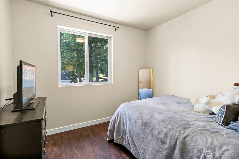 Property photo for 26603 220th Place Se, Maple Valley photo 20