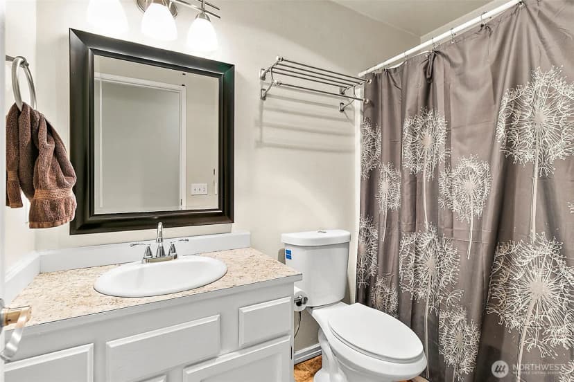 Property photo for 26603 220th Place Se, Maple Valley photo 18