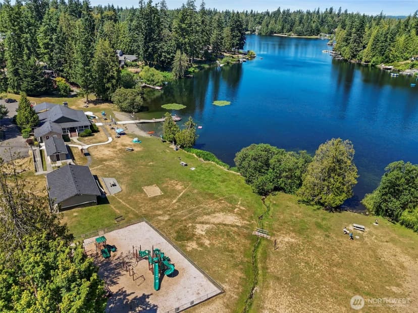 Property photo for 26603 220th Place Se, Maple Valley photo 40
