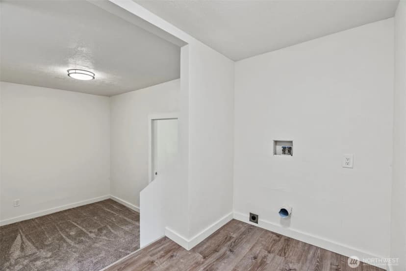 Property photo for 255 Douglas Street, Longview photo 19