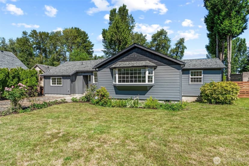 Property photo for 255 Douglas Street, Longview photo 4