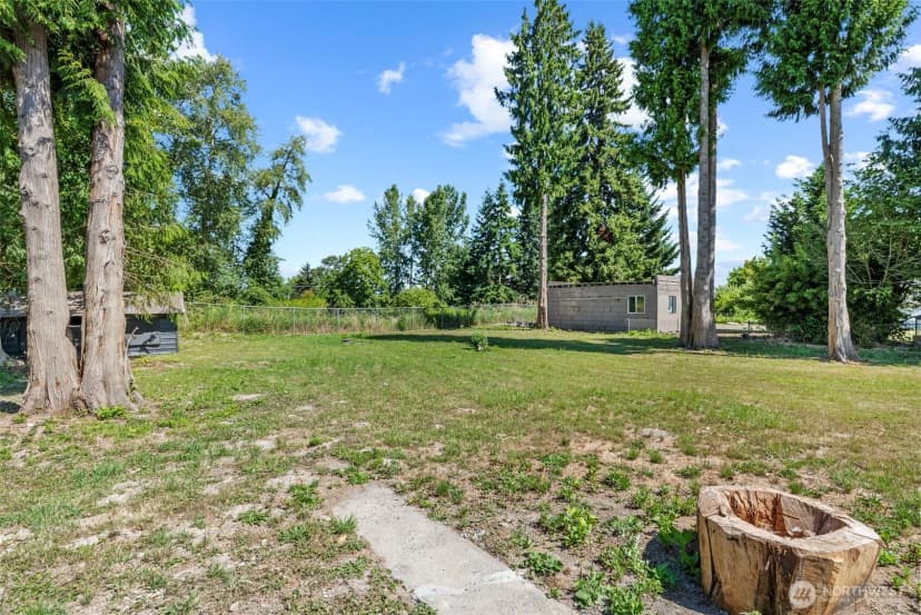 Property photo for 255 Douglas Street, Longview photo 23