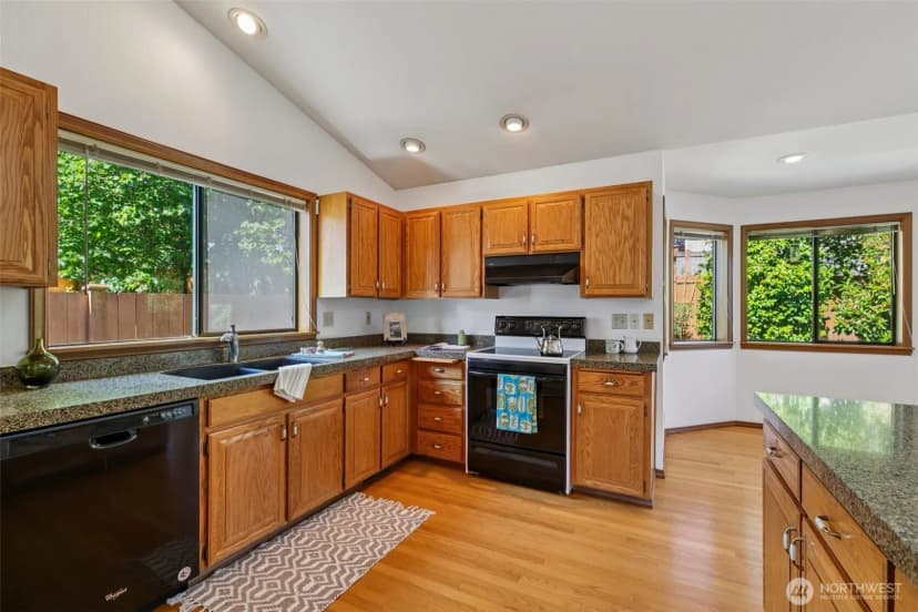 Property photo for 13400 44th Avenue W, Mukilteo photo 13