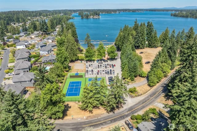 Property photo for 19214 54th Street E, Bonney Lake photo 4