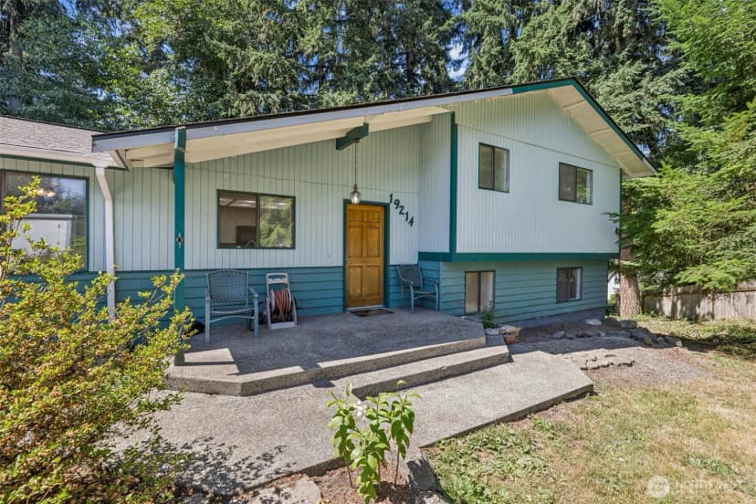 Property photo for 19214 54th Street E, Bonney Lake photo 2