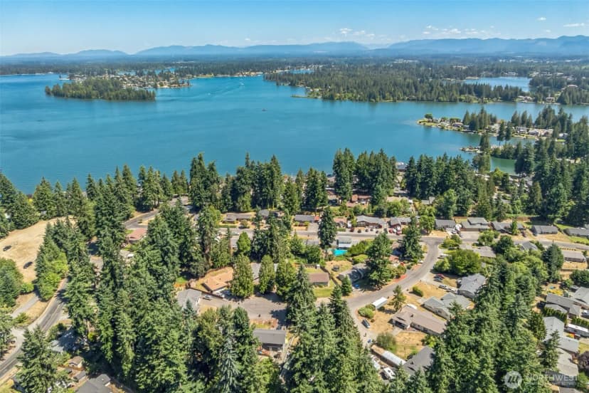 Property photo for 19214 54th Street E, Bonney Lake photo 3