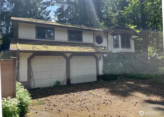 Property photo for 15817 Se Newport Way, Bellevue