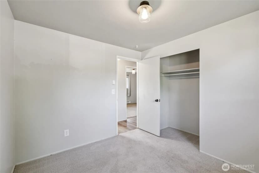 Property photo for 1200 Stierlen Place, Burlington photo 21