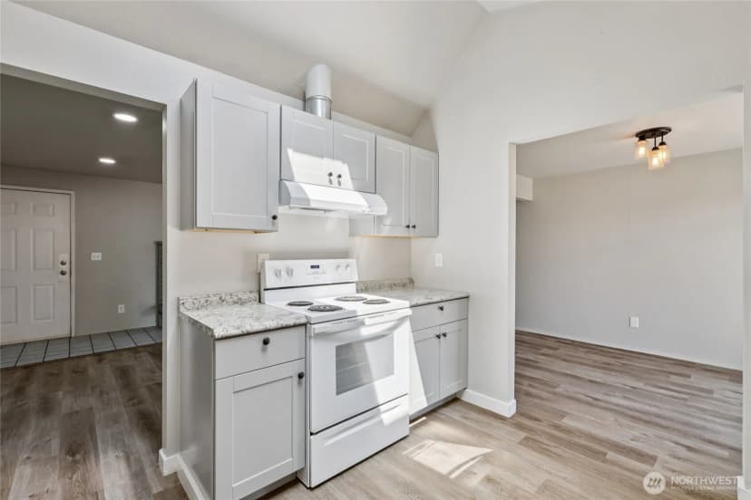 Property photo for 1200 Stierlen Place, Burlington photo 12