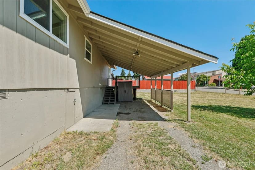 Property photo for 1200 Stierlen Place, Burlington photo 24