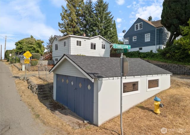 Property photo for 3311 Rodgers Street, Bremerton photo 2