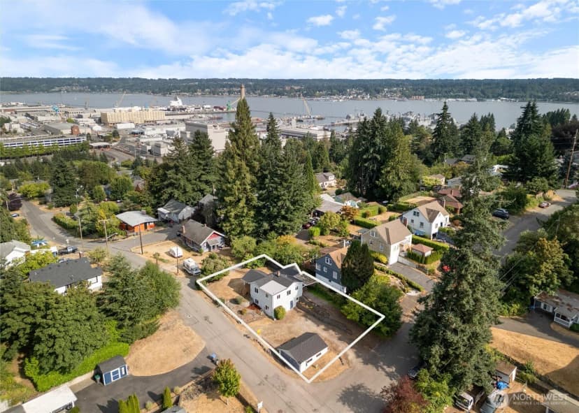 Property photo for 3311 Rodgers Street, Bremerton photo 14