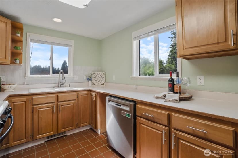 Property photo for 3311 Rodgers Street, Bremerton photo 8