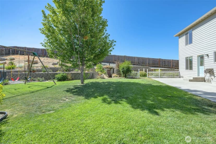 Property photo for 1243 Wheatridge Drive, East Wenatchee photo 31
