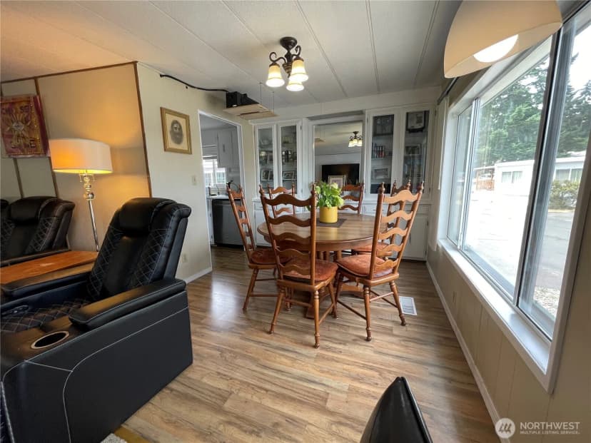 Property photo for 2101 S 324th Street #21, Federal Way photo 9