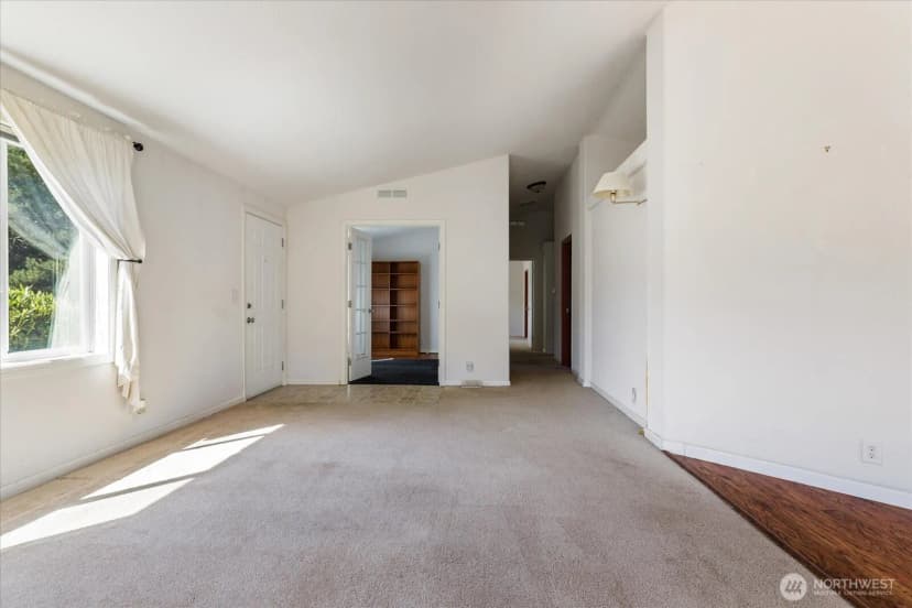 Property photo for 401 Mitchell Drive, Coupeville photo 10
