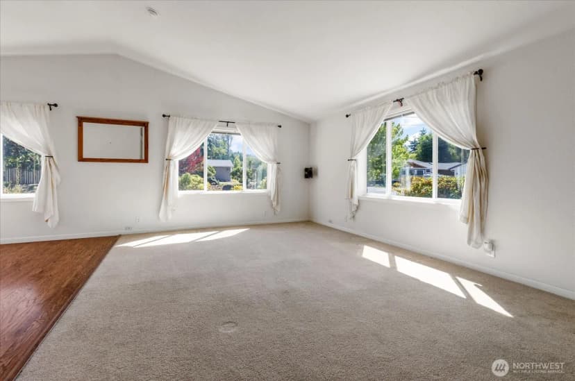 Property photo for 401 Mitchell Drive, Coupeville photo 6