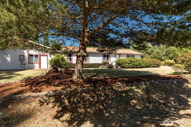 Property photo for 401 Mitchell Drive, Coupeville