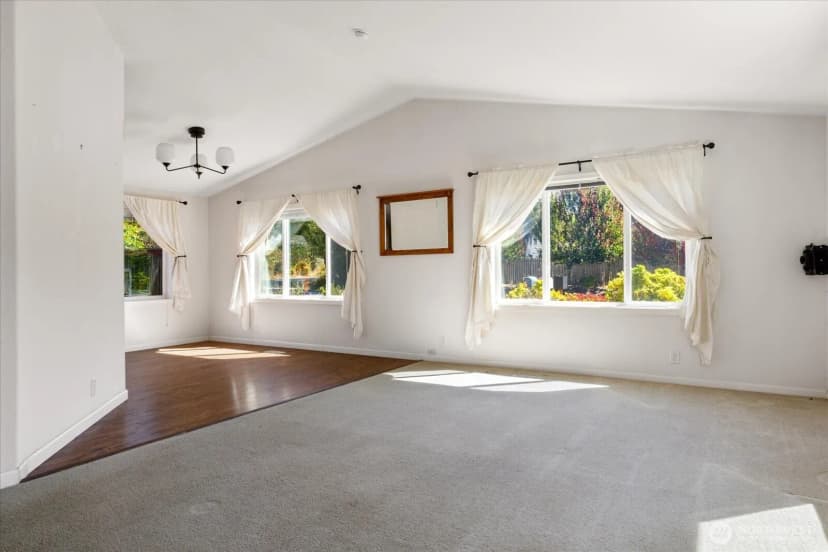 Property photo for 401 Mitchell Drive, Coupeville photo 7