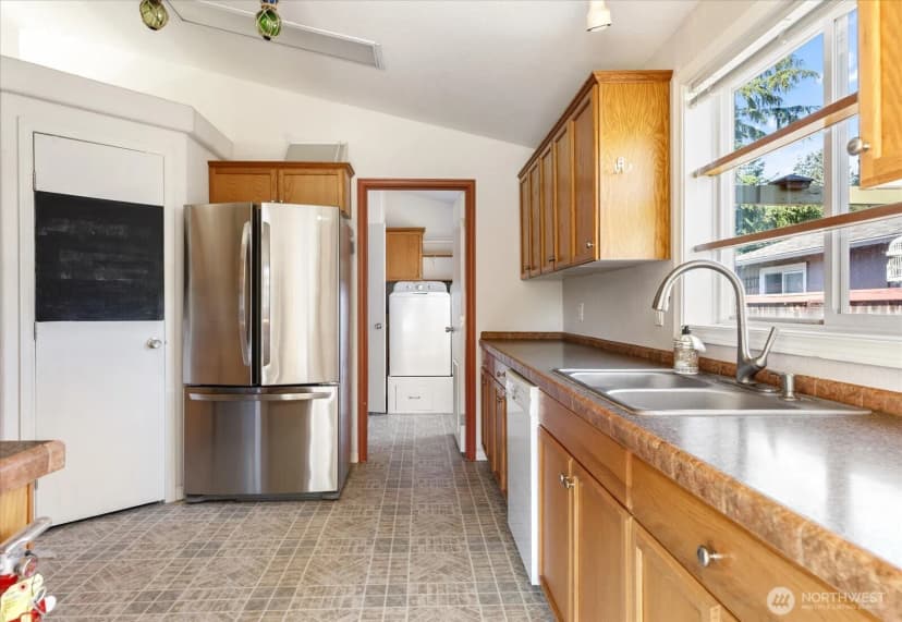 Property photo for 401 Mitchell Drive, Coupeville photo 11