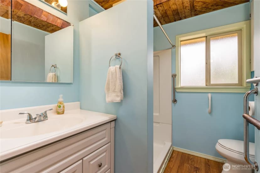 Property photo for 4135 S 239th Street, Kent photo 17