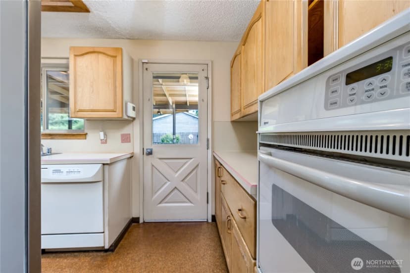 Property photo for 4135 S 239th Street, Kent photo 9
