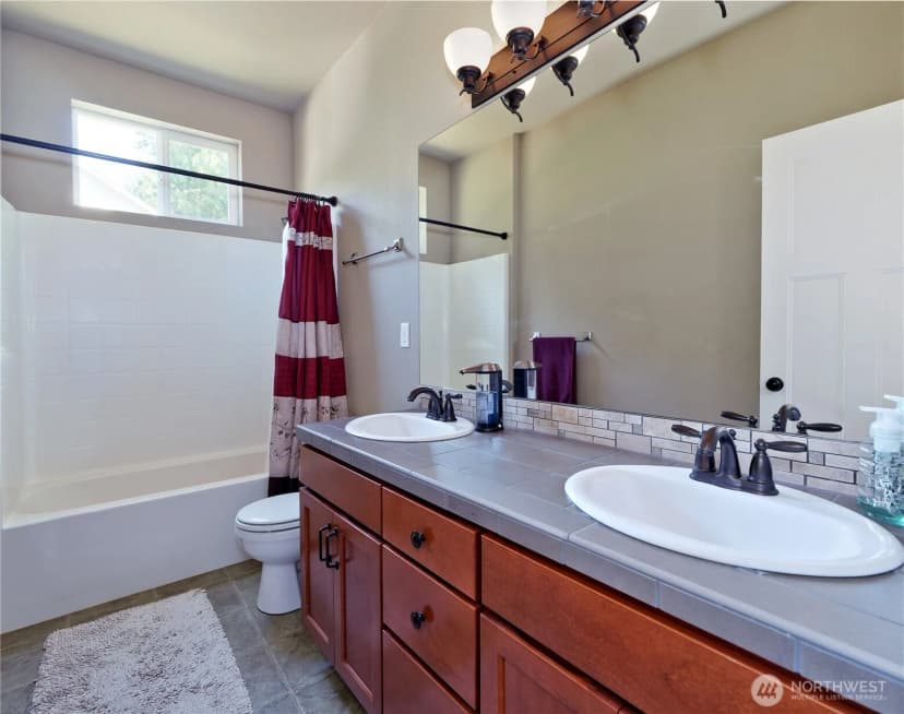 Property photo for 1022 259th Street Nw, Stanwood photo 17