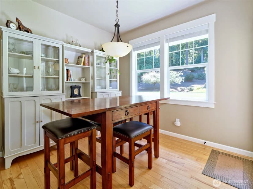 Property photo for 1022 259th Street Nw, Stanwood photo 5
