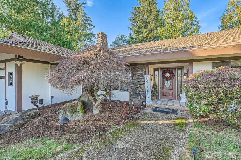 Property photo for 17105 146th Avenue Se, Renton photo 3