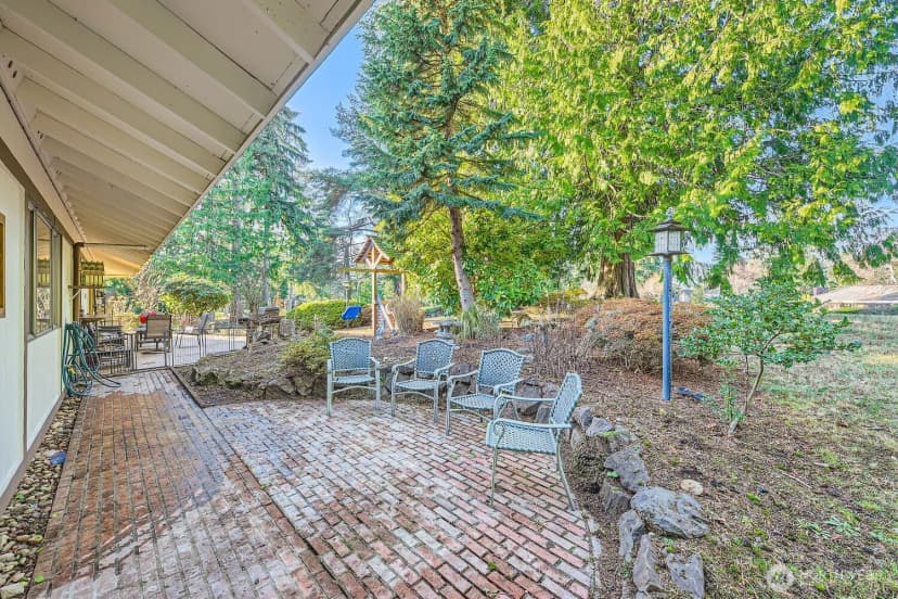 Property photo for 17105 146th Avenue Se, Renton photo 27