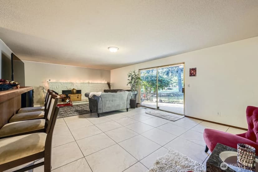 Property photo for 17105 146th Avenue Se, Renton photo 12