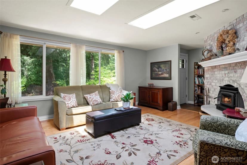 Property photo for 1334 Eagle Ridge Road, Oak Harbor photo 9