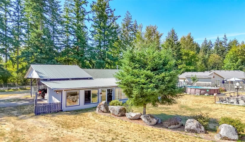 Property photo for 15724 Lawrence Lake Road Se, Yelm photo 23