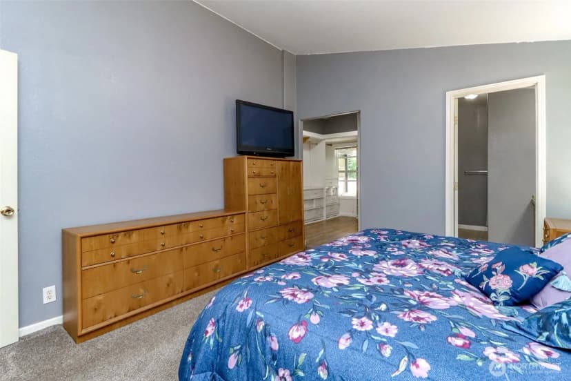 Property photo for 15724 Lawrence Lake Road Se, Yelm photo 16