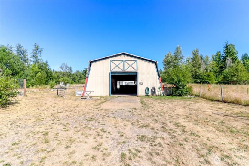 Property photo for 15724 Lawrence Lake Road Se, Yelm photo 29