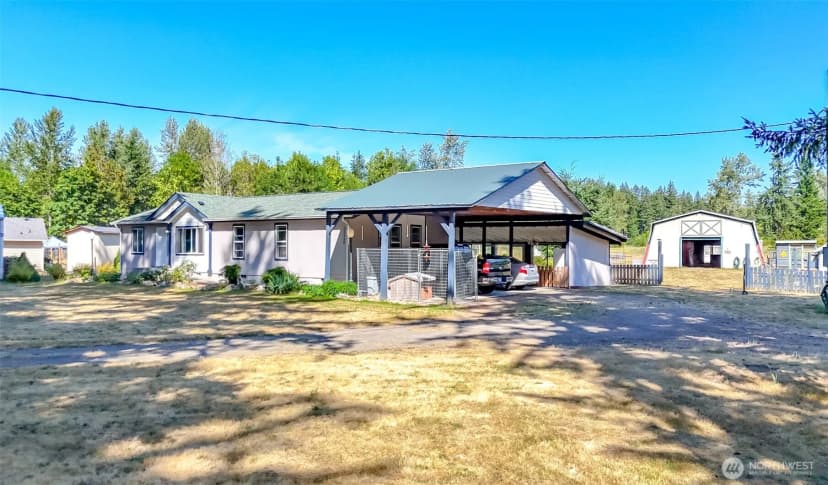 Property photo for 15724 Lawrence Lake Road Se, Yelm photo 3