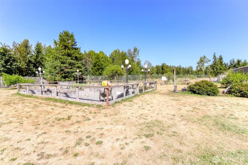 Property photo for 15724 Lawrence Lake Road Se, Yelm photo 25