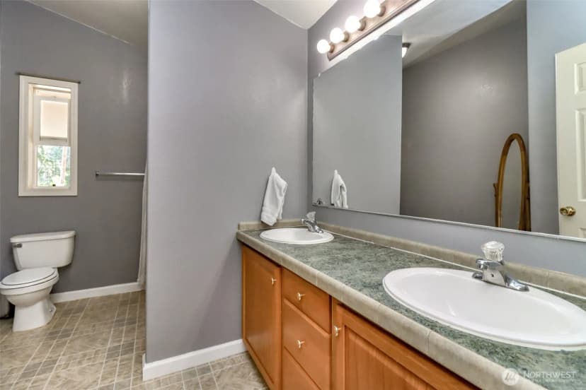 Property photo for 15724 Lawrence Lake Road Se, Yelm photo 17