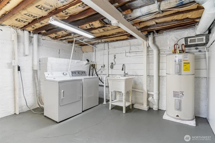 Property photo for 939 N 88th St, Seattle photo 18
